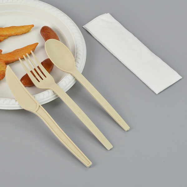 6 1/2" Biodegradable Cornstarch Cutlery Set with Napkin - 500/Case - Image 2