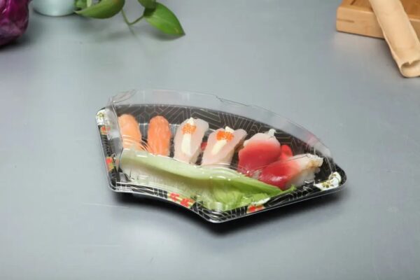 Sector Shape Plastic Sushi Tray Food Container with Clear Lid - 300/Case - Image 2